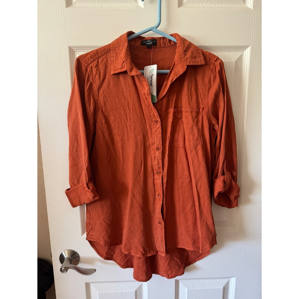 NWT Velvet Heart Top Roll Tab Sleeve Size Small